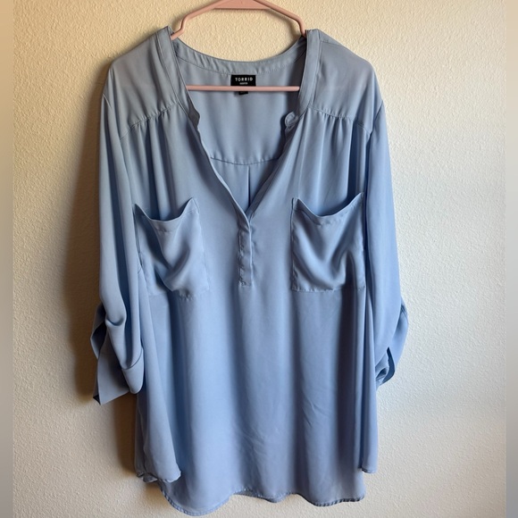 torrid Tops - Kentucky Blue Size 5X Blouse